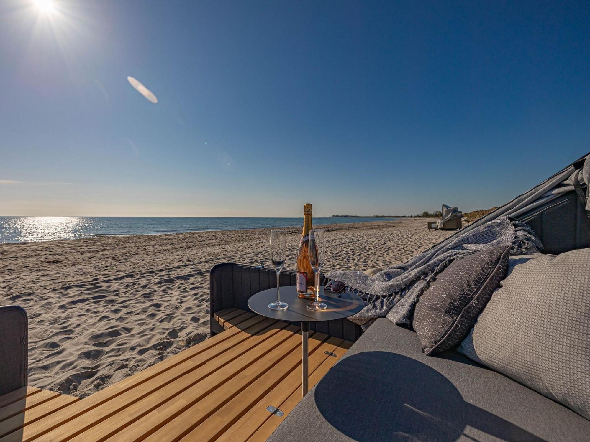 Strand Lounge Kronsgaard ภายนอก รูปภาพ